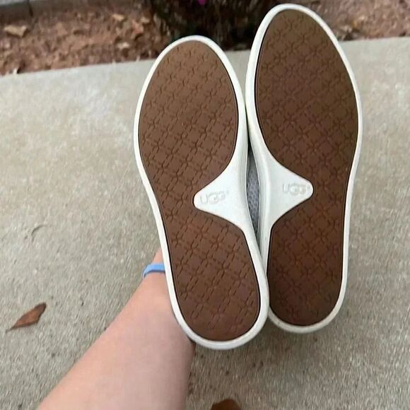 Ugg Women's Sammy Slip Ons - Picture 10 of 14